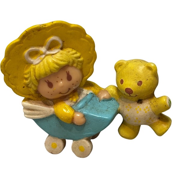 American Greetings Other - Vintage 1982 Strawberry Shortcake Butter Cookie Jelly Bear Stroller Figurine PVC